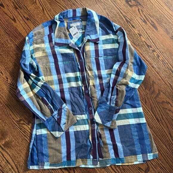 We The Free So Long
Summer Plaid Top size Small - Picture 4 of 8